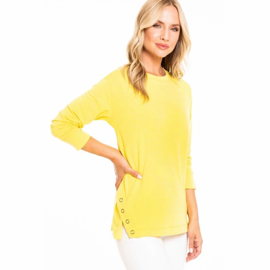 Apparel * | Multiples Side Snap Top With 3/4 Sleeves